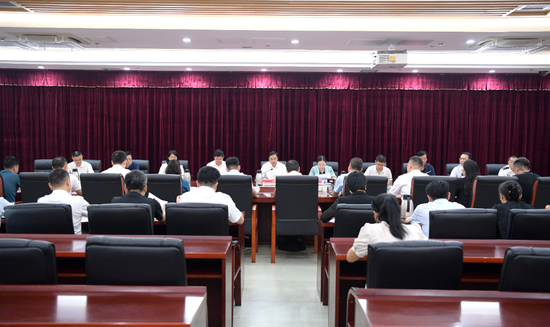 E:\lys\工作\綜合部\公司重大活動(dòng)、新聞\2023.09.14 董事長(zhǎng)參加湖里區(qū)民營(yíng)企業(yè)家座談會(huì)\微信圖片_20230915093747.png